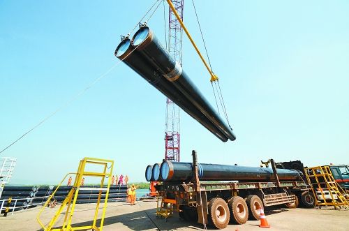 3PE防腐鋼管施工現場